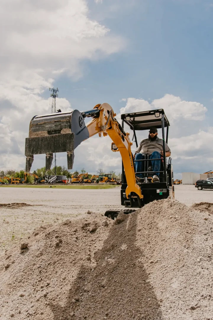 SY18U Comapact Excavator