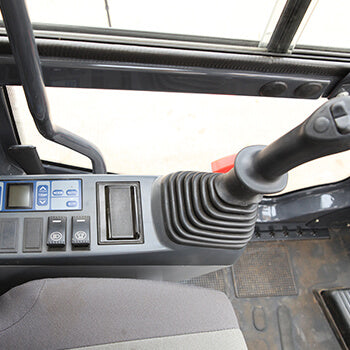 925E Excavator