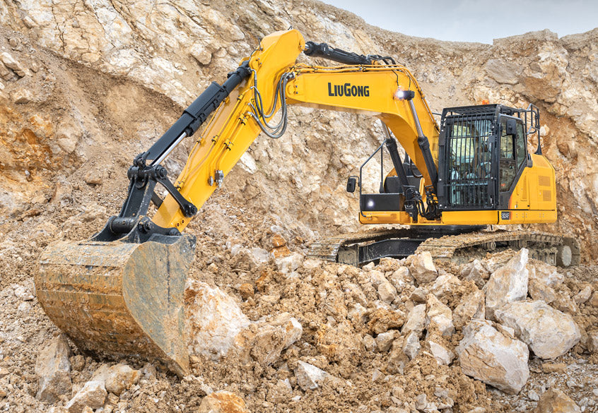 922F Excavator