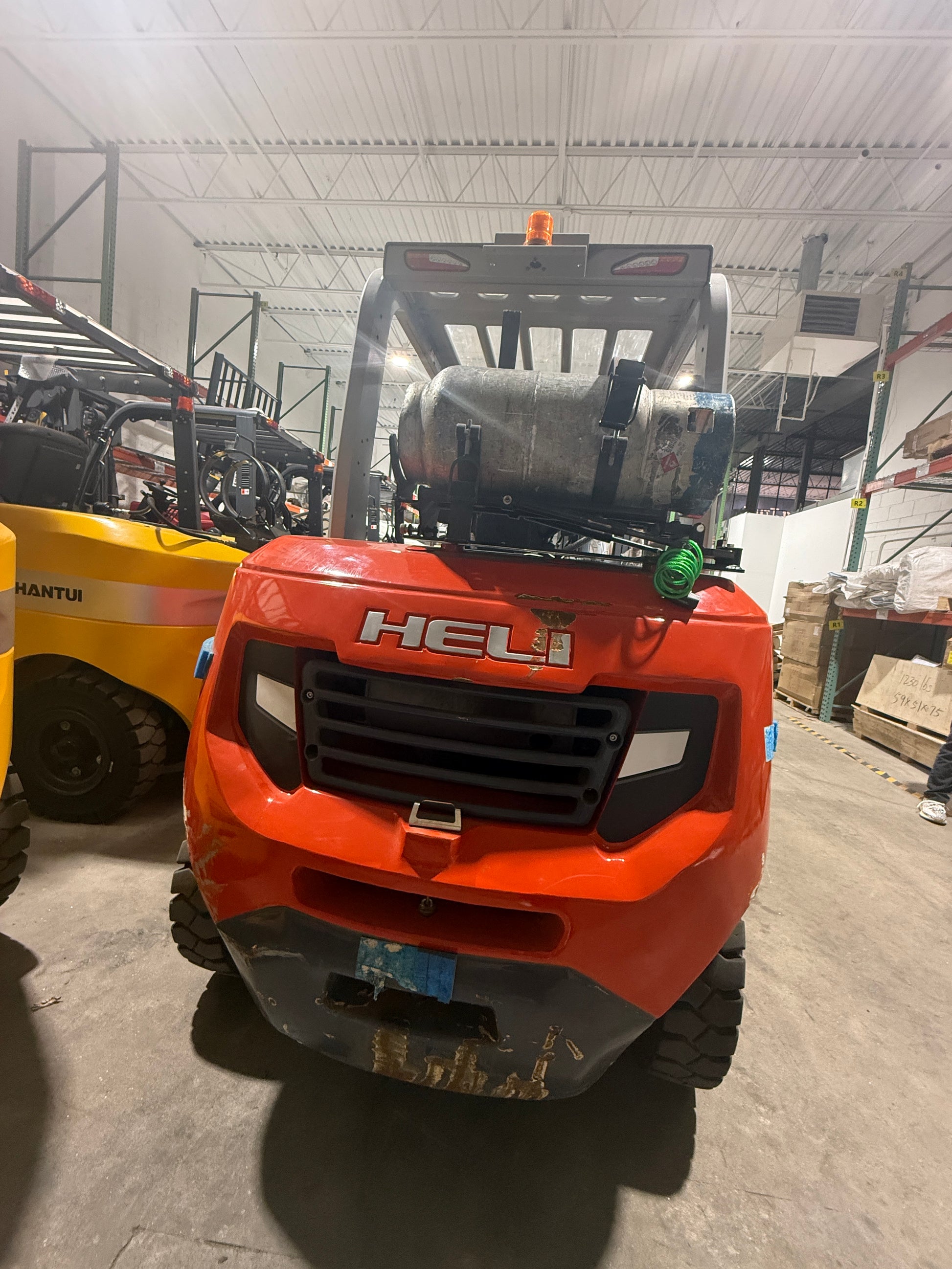 Used Heli Propane Forklift (11,000 lb)