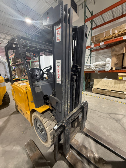 Used Chery Electric Forklift (6,600 lb)