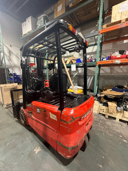 Used Hangcha 3-Wheel Electric Forklift (4,400 lb)