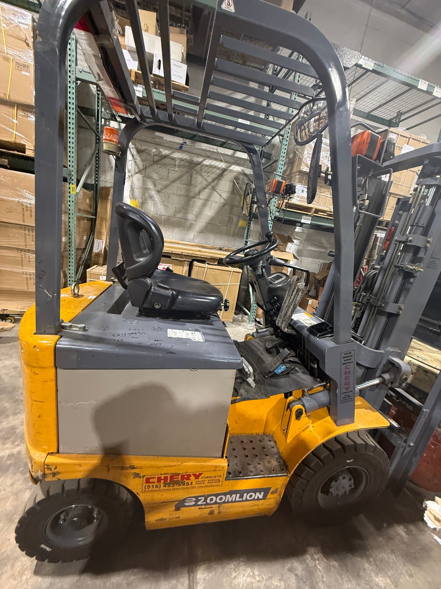 Used Zoomlion Electric Forklift (3,100 lb)
