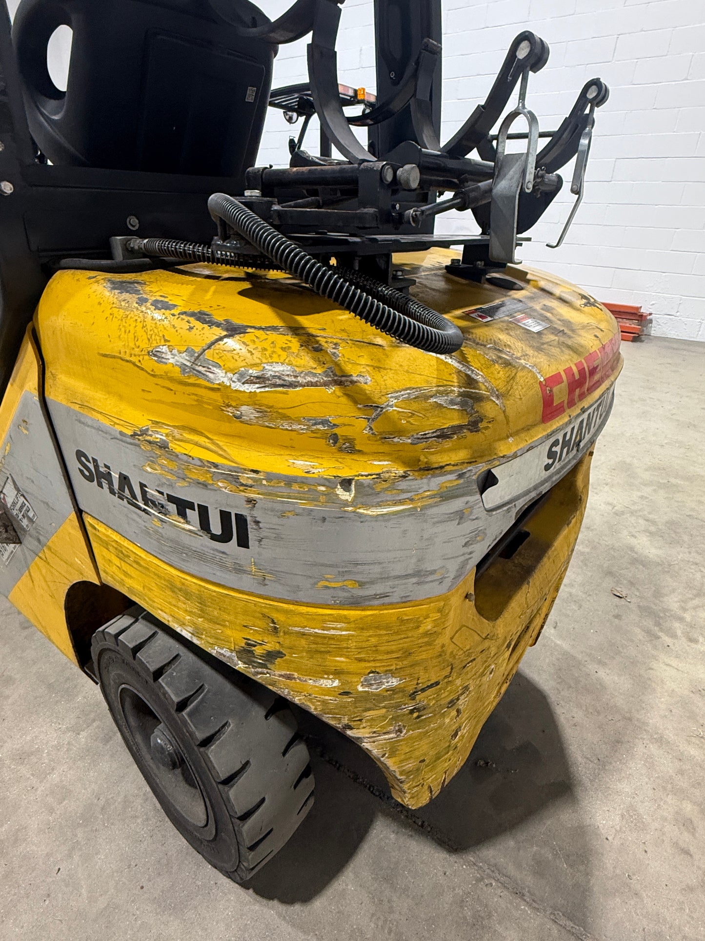 Used Shantui Propane Forklift (5,500 lb)