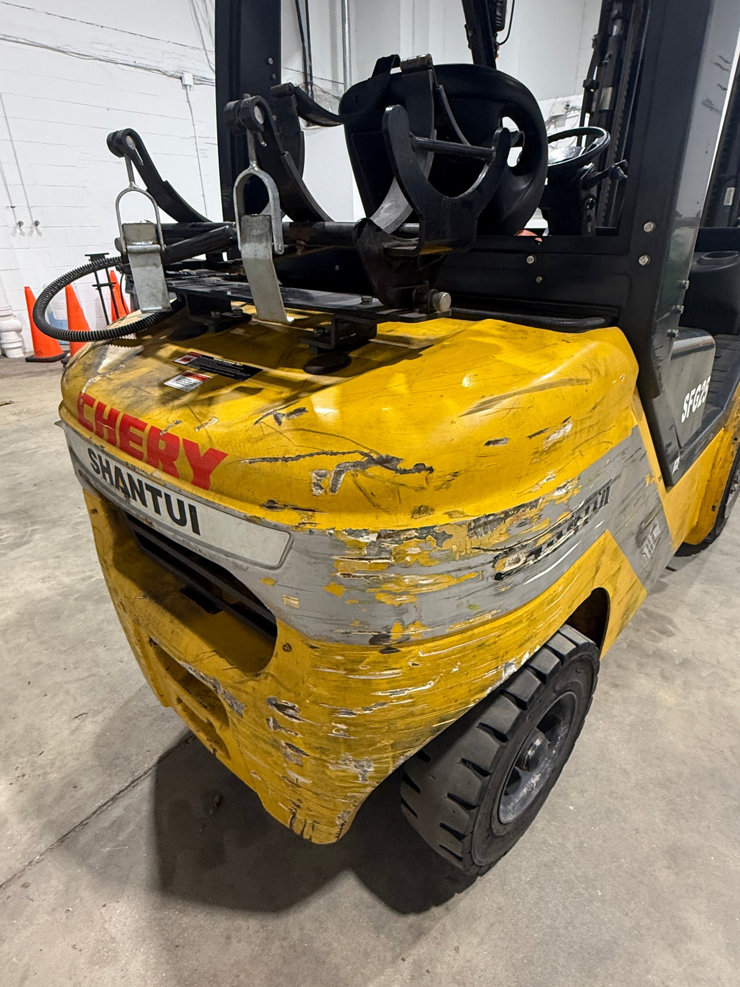 Used Shantui Propane Forklift (5,500 lb)