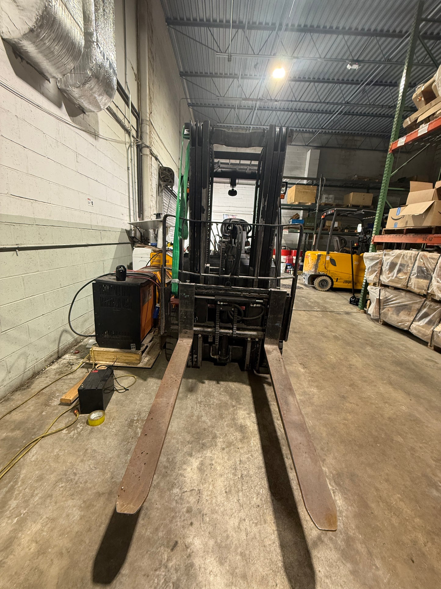Used Hangcha Electric Forklift (5,000 lb)