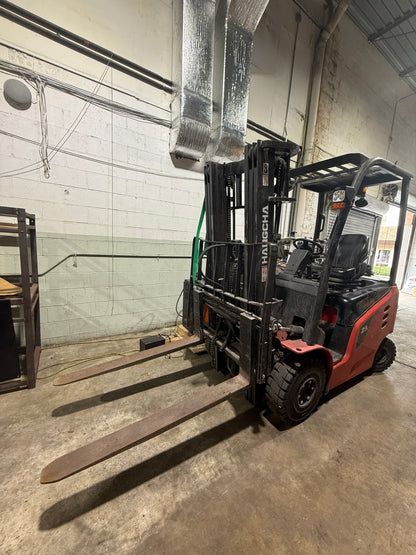 Used Hangcha Electric Forklift (5,000 lb)