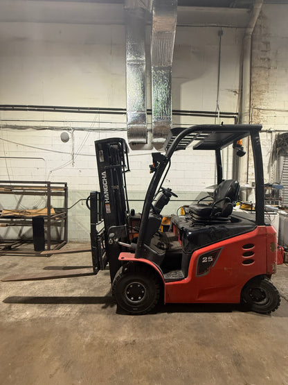 Used Hangcha Electric Forklift (5,000 lb)