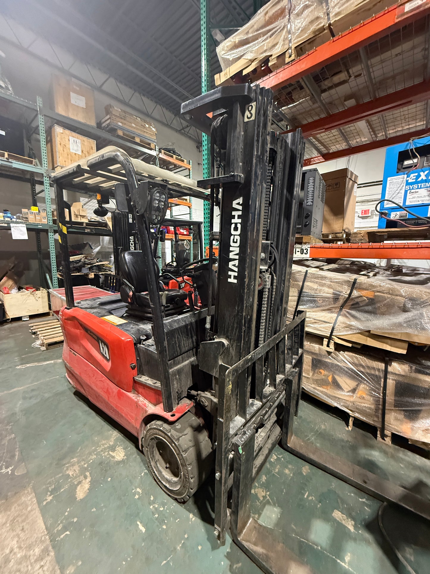 Used Hangcha 3-wheel Electric Forklift (4,000 lb)