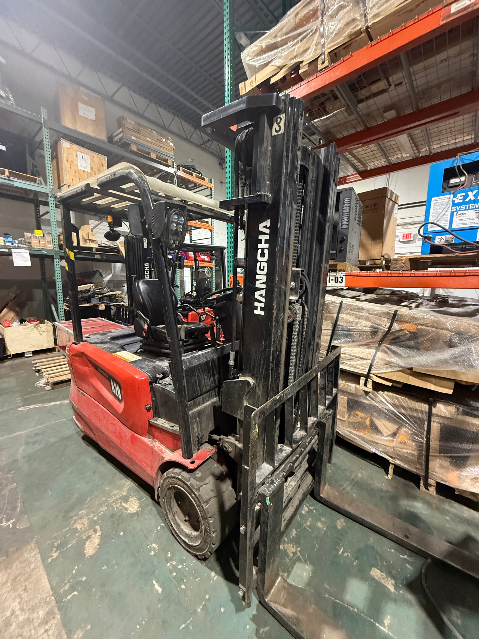 Used Hangcha 3-wheel Electric Forklift (4,000 lb)