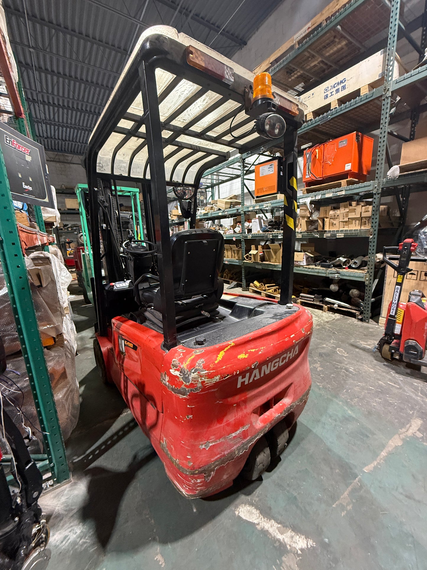 Used Hangcha 3-wheel Electric Forklift (4,000 lb)