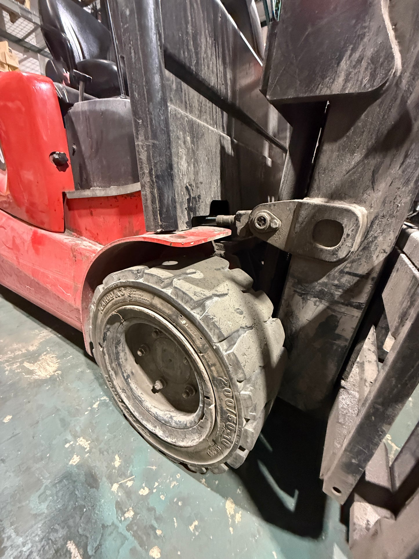 Used Hangcha 3-wheel Electric Forklift (4,000 lb)