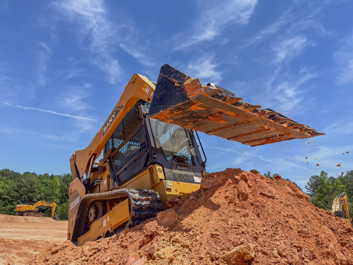 ST230V Compact Track Loader