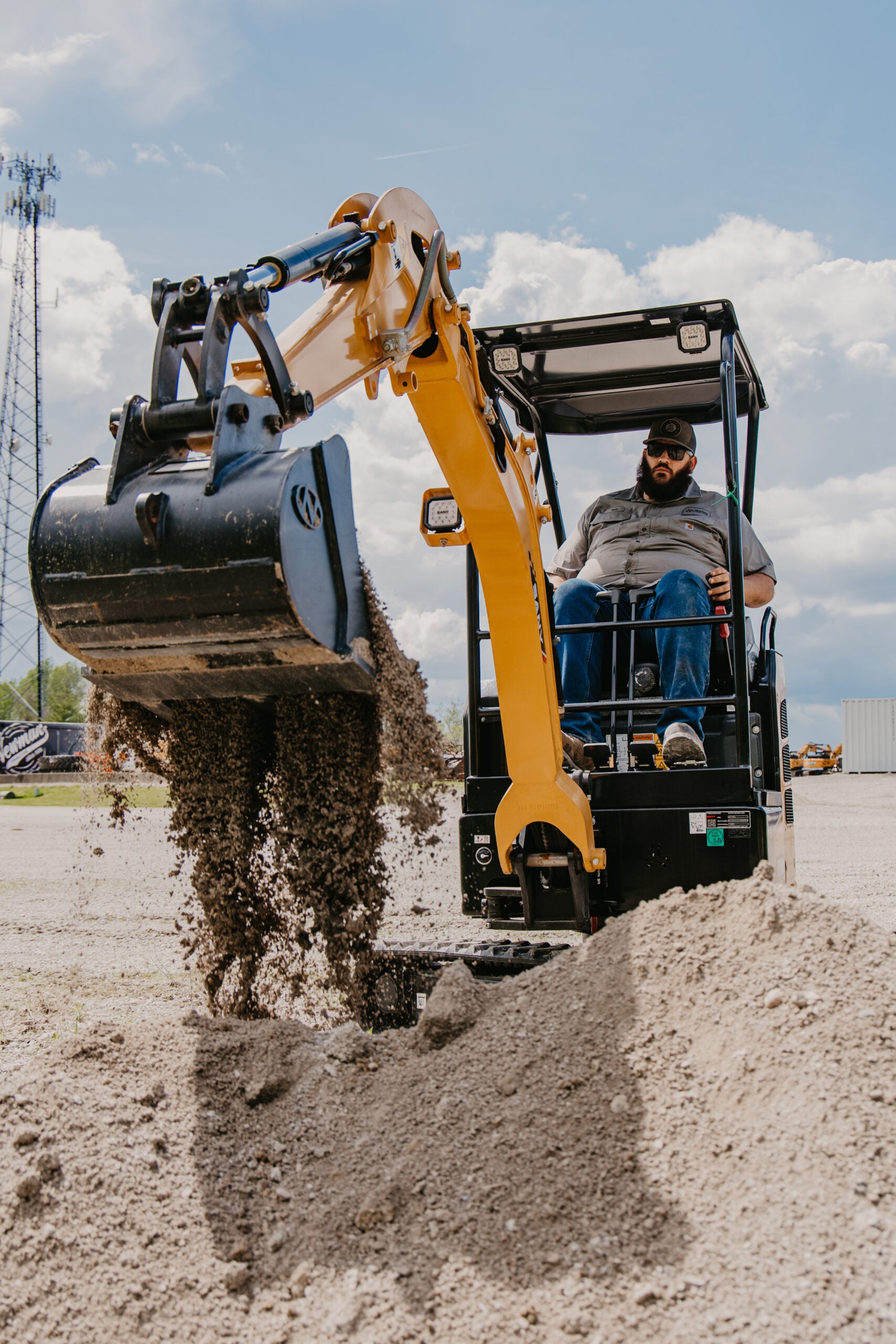SY18U Comapact Excavator