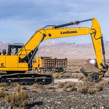 925E Excavator